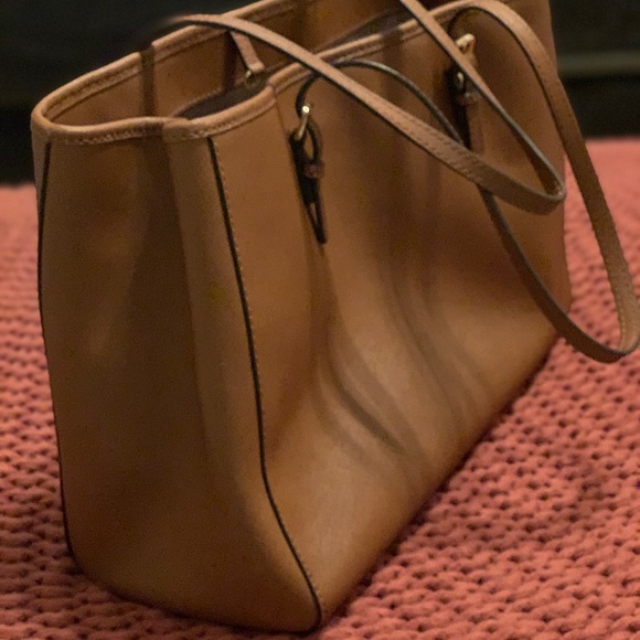 Michael Kors Purse - Picture 3 of 4